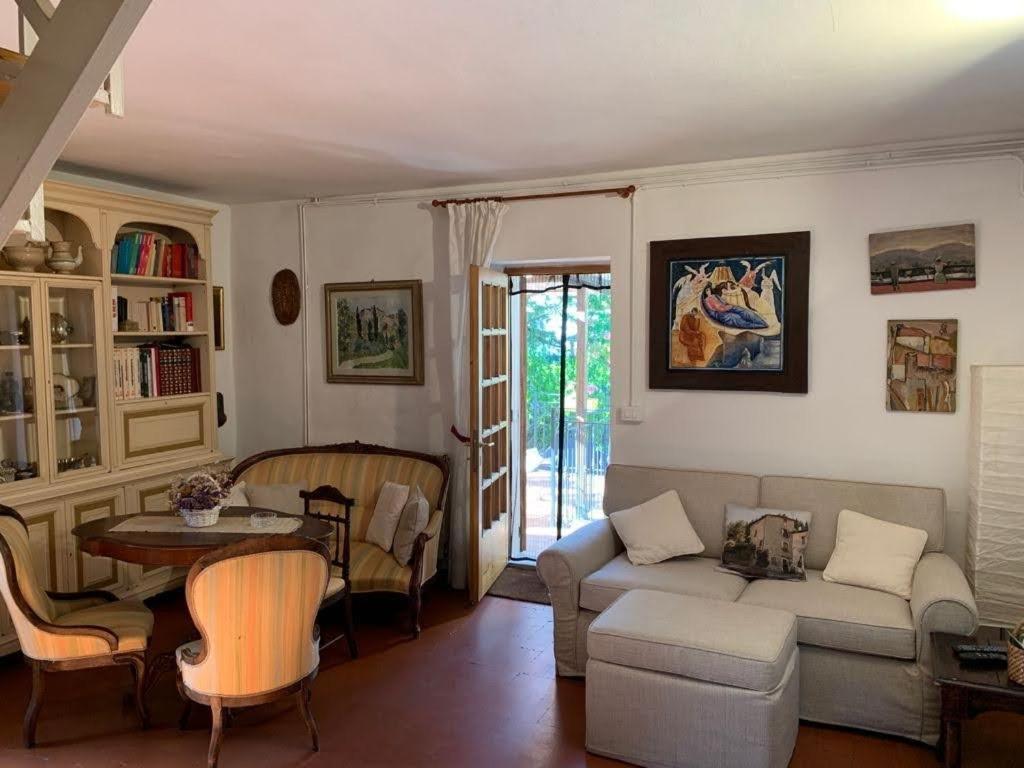 Villa La Torre del Vicario Palazzuolo Sul Senio Esterno foto